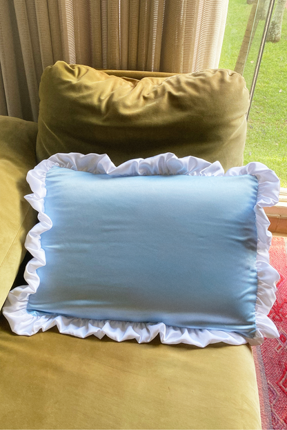 Fronha Frou Frou em Cetim Azul Personalizável