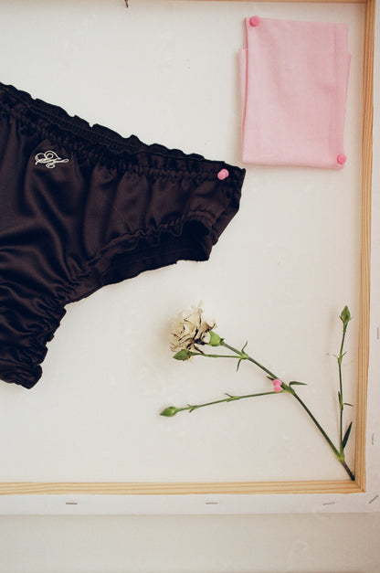 Calcinha Vintage "K"